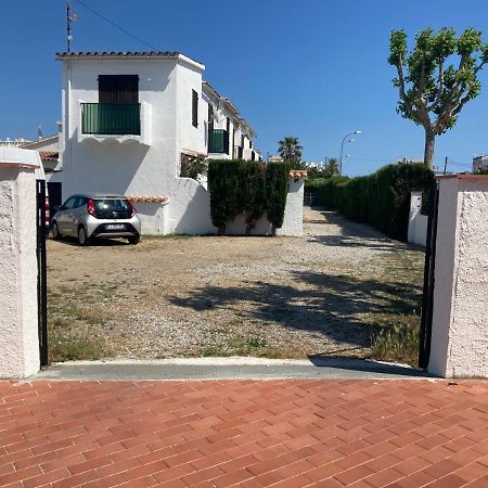 Charmante Maison Coeur De Ville 650M Plage Empuriabrava Zewnętrze zdjęcie