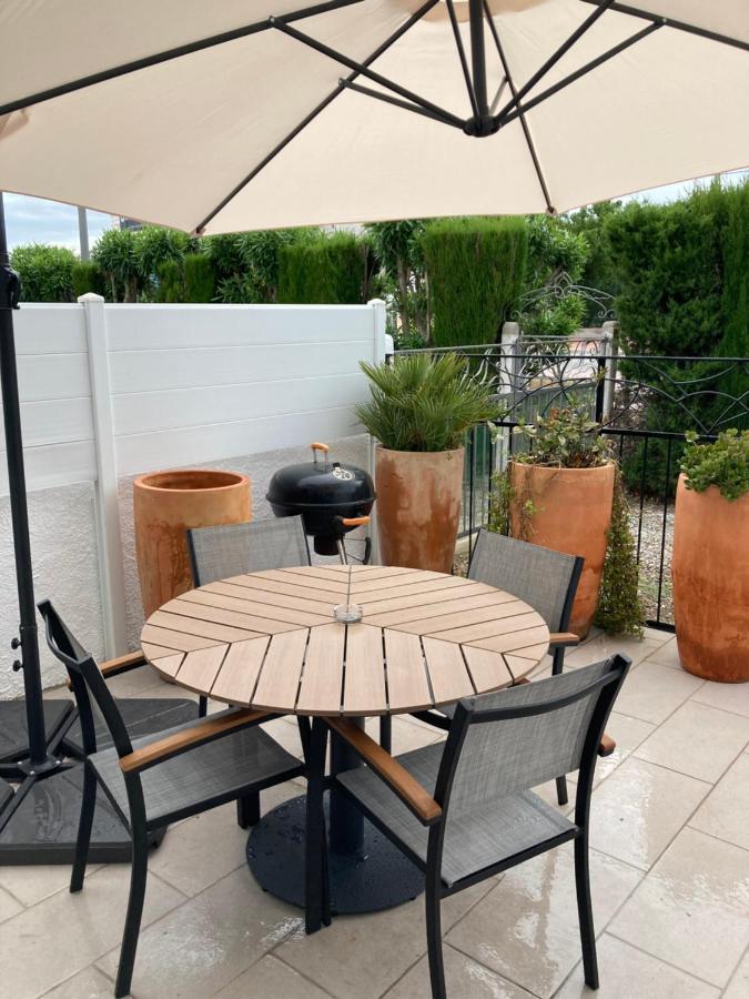 Charmante Maison Coeur De Ville 650M Plage Empuriabrava Zewnętrze zdjęcie